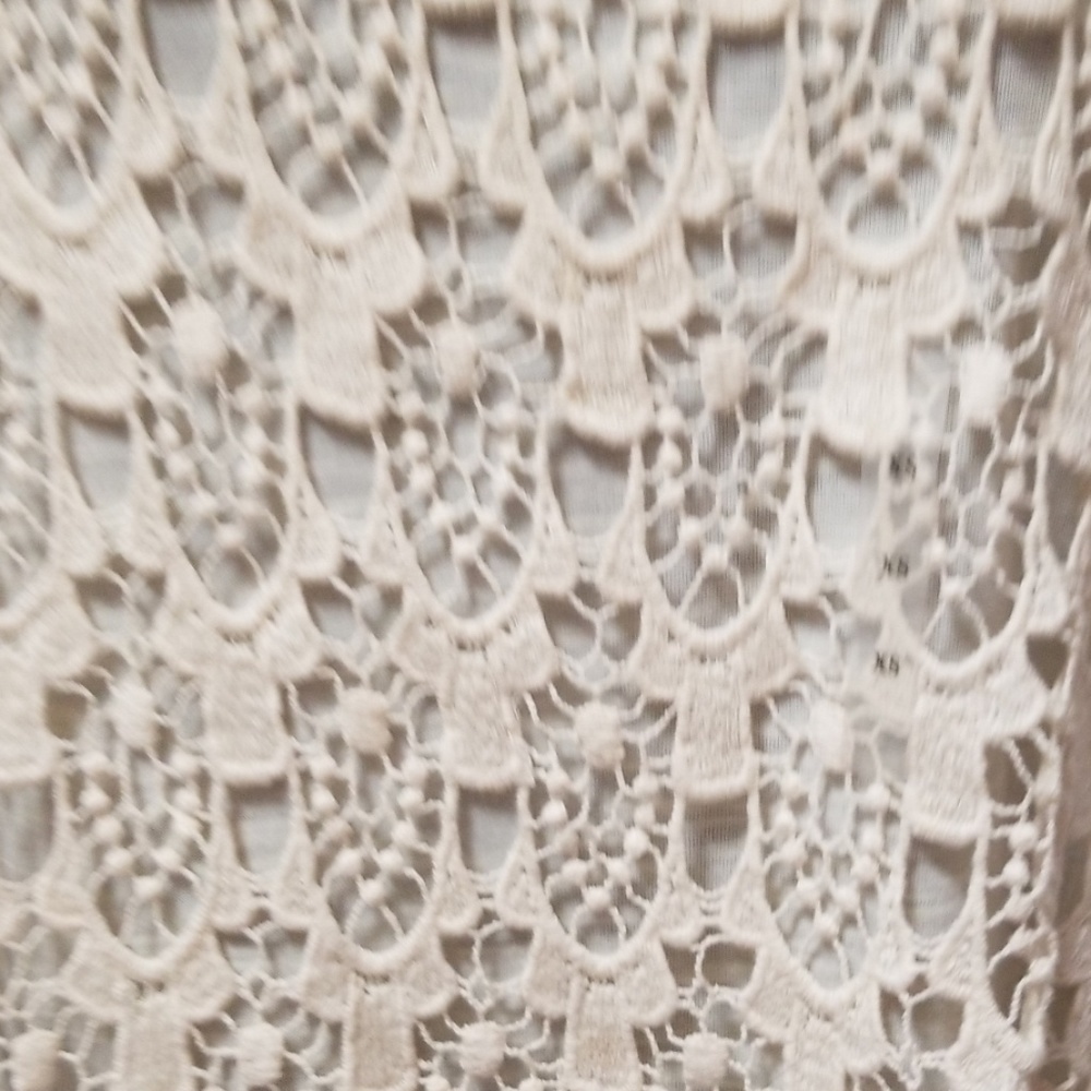 Miss Me Women's Lace Overlay Top - Picture 4 of 6